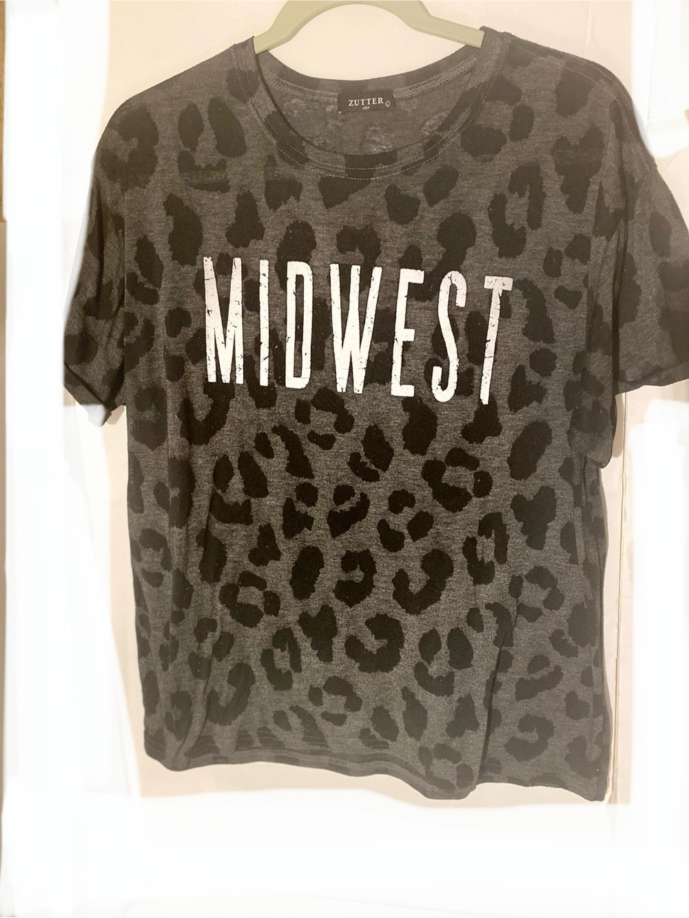 Zutter Gray Leopard 'MIDWEST' Short Sleeve Tee
